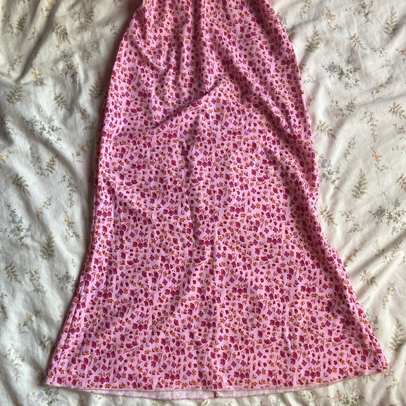 Flattering pink floral midi dress size small in great condition - Picture 3 of 6